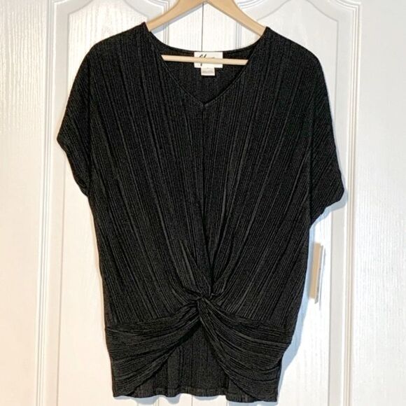 Andrea Jovine Crinkle Front Knot Dolman Short Sleeve Black Top Size Small - Picture 2 of 8
